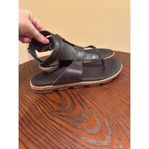 Sorel Women's Torpeda Ankle Strap Sandal size 6.5  black